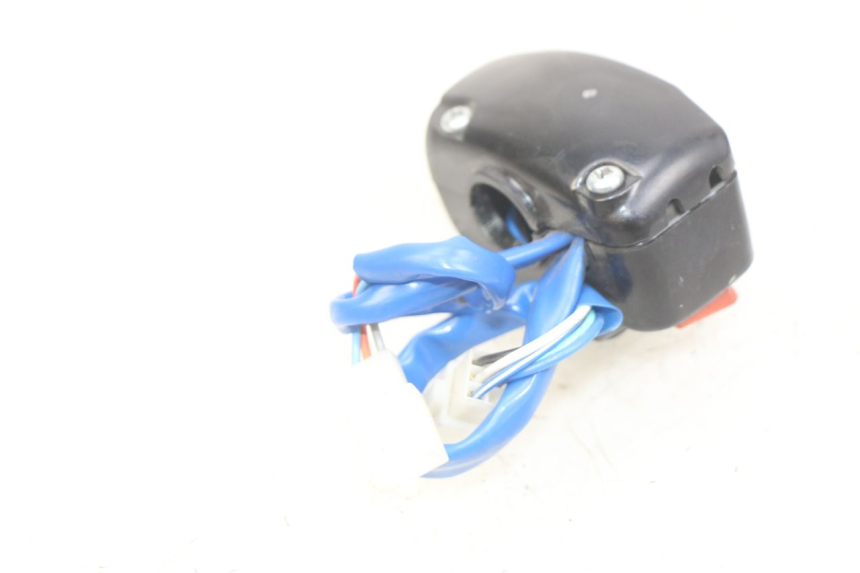 photo de PRZEŁĄCZNIK LEWY KYMCO AGILITY 16+ 4T 50 (2018 - 2023) - Zoom stanu zużycia