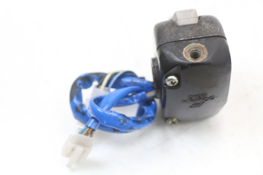 photo de PRZEŁĄCZNIK LEWY KYMCO AGILITY 4T 50 (2005 - 2018) - Zoom stanu zużycia