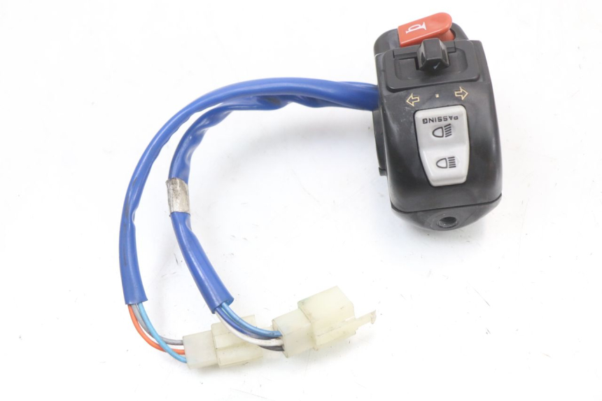 photo de PRZEŁĄCZNIK LEWY KYMCO AGILITY 4T 50 (2018 - 2022) - Zoom stanu zużycia