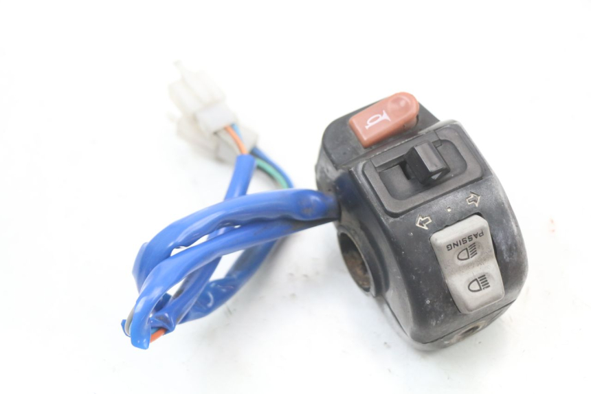 photo de PRZEŁĄCZNIK LEWY KYMCO AGILITY 4T 50 (2005 - 2018) - Zoom stanu zużycia