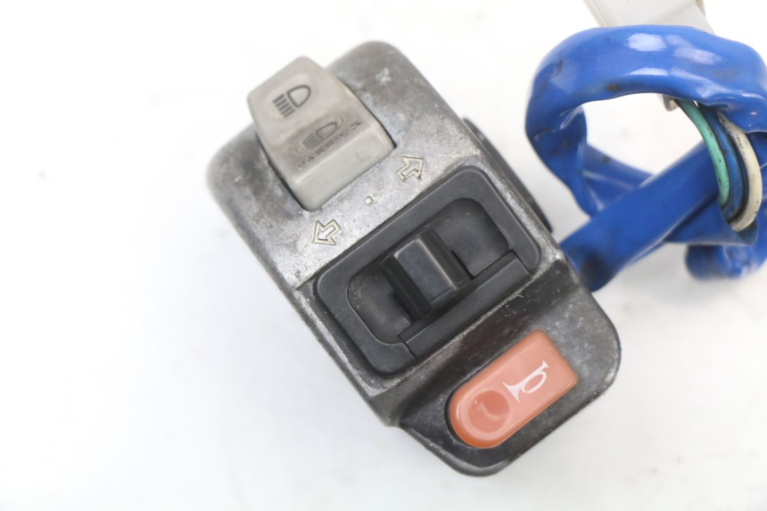 photo de PRZEŁĄCZNIK LEWY KYMCO AGILITY 4T 50 (2005 - 2018) - Zoom stanu zużycia