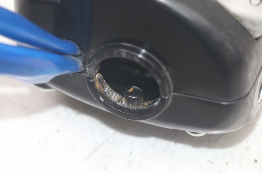 photo de PRZEŁĄCZNIK LEWY KYMCO AGILITY 4T 50 (2018 - 2022) - Część sprawdzona