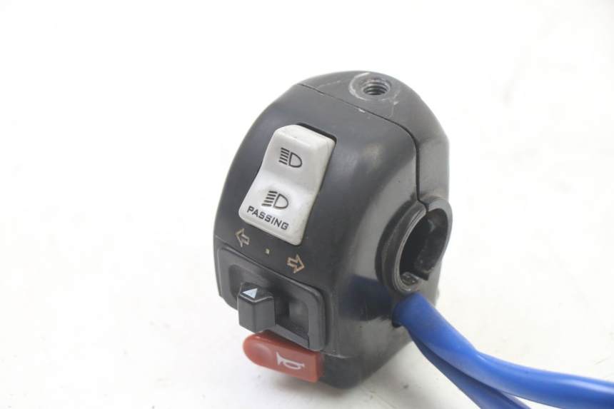 photo de PRZEŁĄCZNIK LEWY KYMCO AGILITY 4T 50 (2018 - 2022) - Zoom stanu zużycia