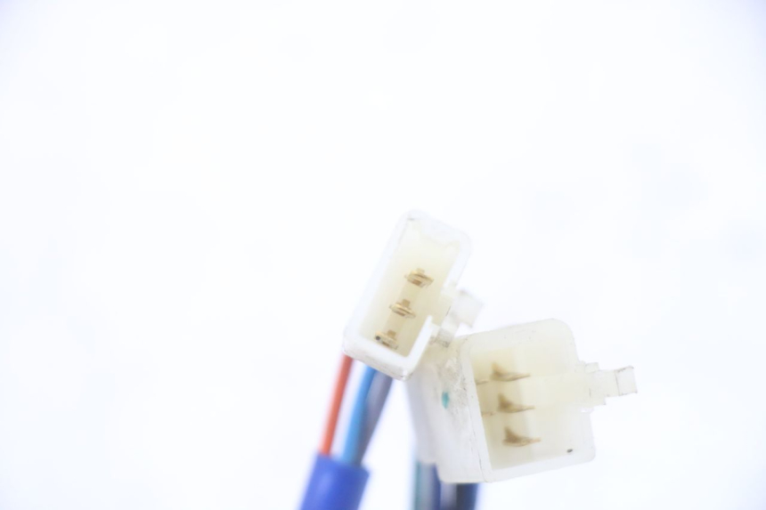 photo de PRZEŁĄCZNIK LEWY KYMCO AGILITY 4T 50 (2018 - 2022) - Oznaczenia i referencje