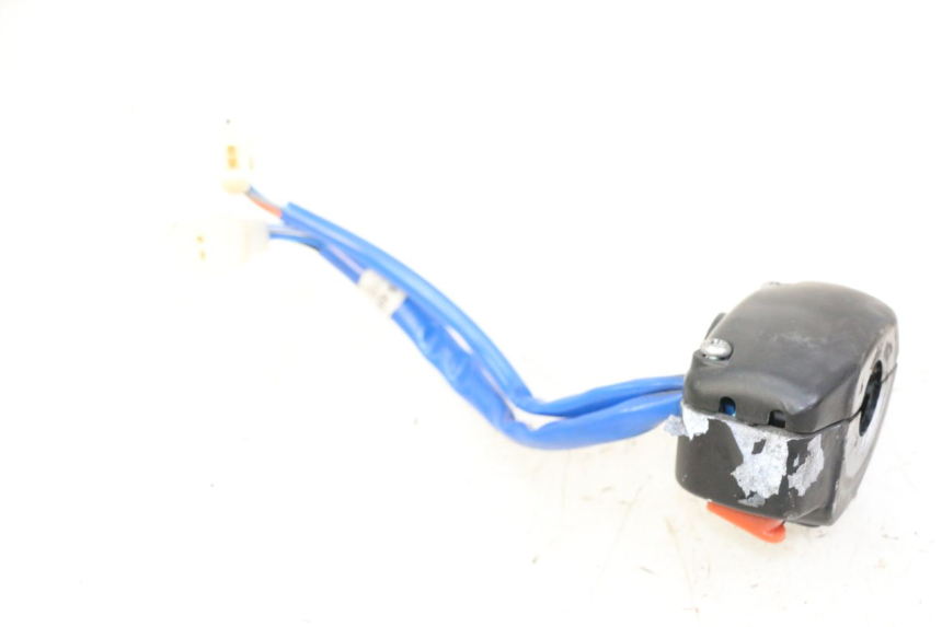 photo de PRZEŁĄCZNIK LEWY KYMCO AGILITY 4T 50 (2018 - 2022) - Zbliżenie techniczne