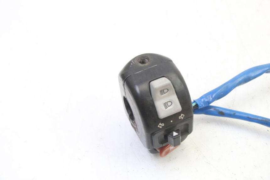 photo de PRZEŁĄCZNIK LEWY KYMCO AGILITY 4T 50 (2005 - 2018) - Zoom stanu zużycia