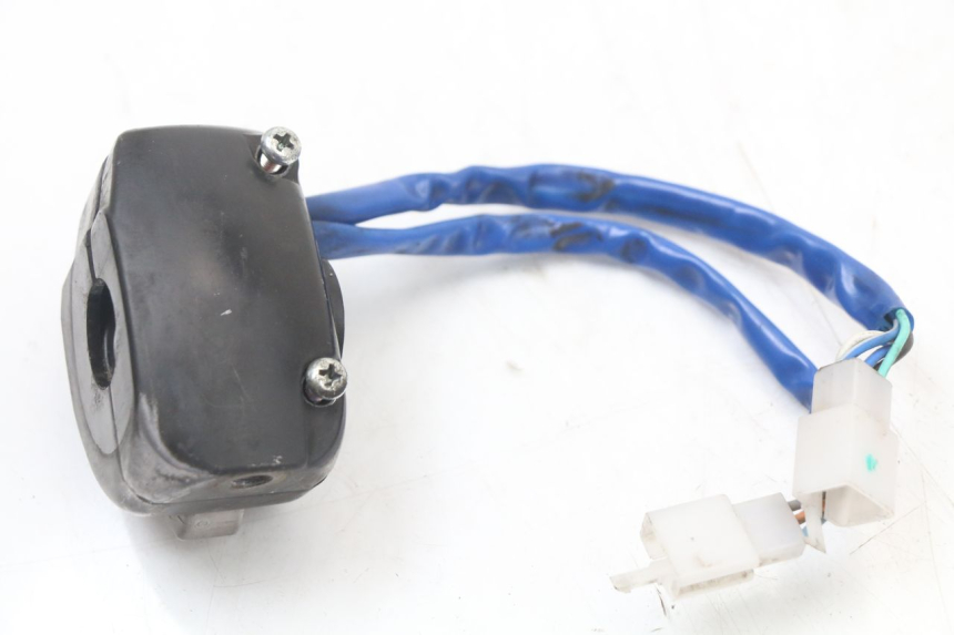 photo de PRZEŁĄCZNIK LEWY KYMCO AGILITY CARRY 50 (2011 - 2020) - Inny kąt widzenia