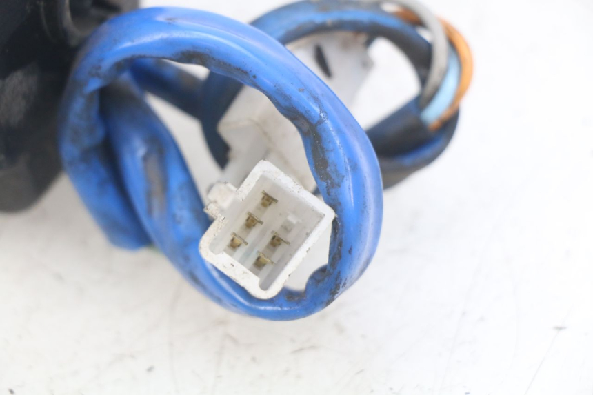 photo de PRZEŁĄCZNIK LEWY KYMCO AGILITY RS 4T 50 (2009 - 2013) - Stan powierzchni