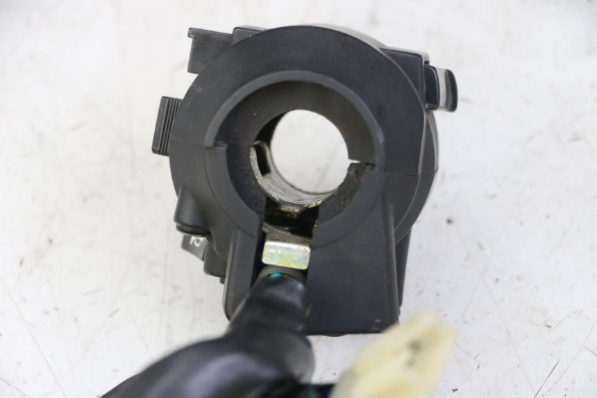 photo de PRZEŁĄCZNIK LEWY ANGELL ENFANT 1 - Zoom stanu zużycia