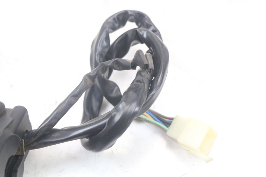 photo de PRZEŁĄCZNIK LEWY JONWAY AZTRAL 125 (2008 - 2017) - Stan powierzchni