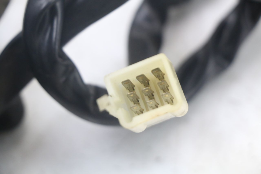 photo de PRZEŁĄCZNIK LEWY JONWAY AZTRAL 125 (2008 - 2017) - Oznaczenia i referencje