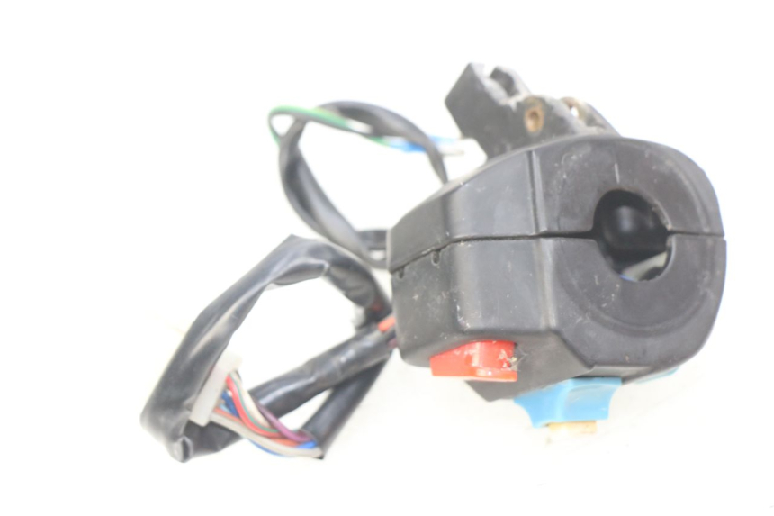 photo de PRZEŁĄCZNIK LEWY TAOTAO BEATBOX 2 50 (2005 - 2017) - Zoom stanu zużycia