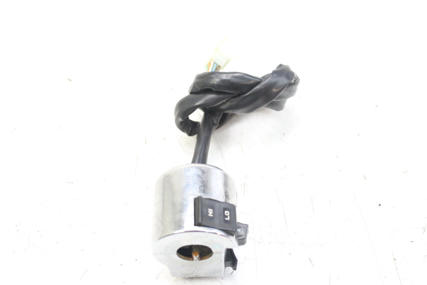 photo de PRZEŁĄCZNIK LEWY WILDLANDER BISCUIT 125 (2004 - 2010) - Zbliżenie techniczne