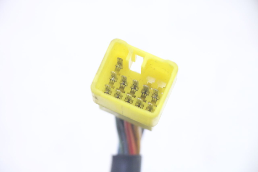 photo de PRZEŁĄCZNIK LEWY SUZUKI BURGMAN 125 (2007 - 2014) - Stan powierzchni