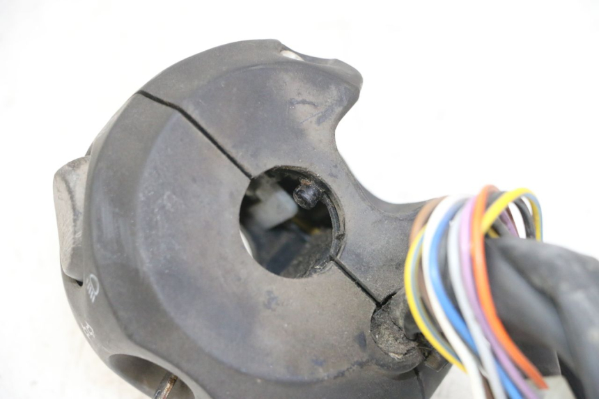 photo de PRZEŁĄCZNIK LEWY PEUGEOT CITYSTAR 50 (2013 - 2017) - Inny kąt widzenia