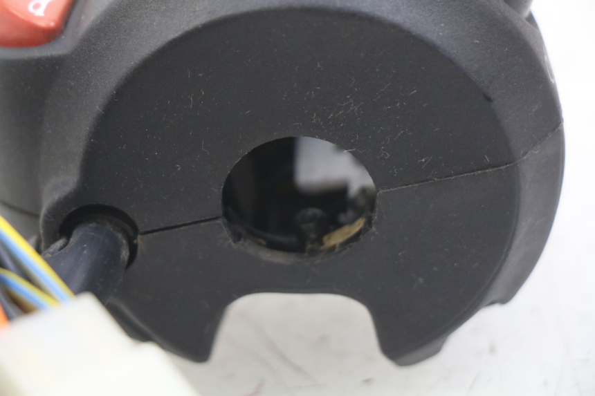 photo de PRZEŁĄCZNIK LEWY PEUGEOT CITYSTAR IE 2T 50 (2018 - 2021) - Inny kąt widzenia