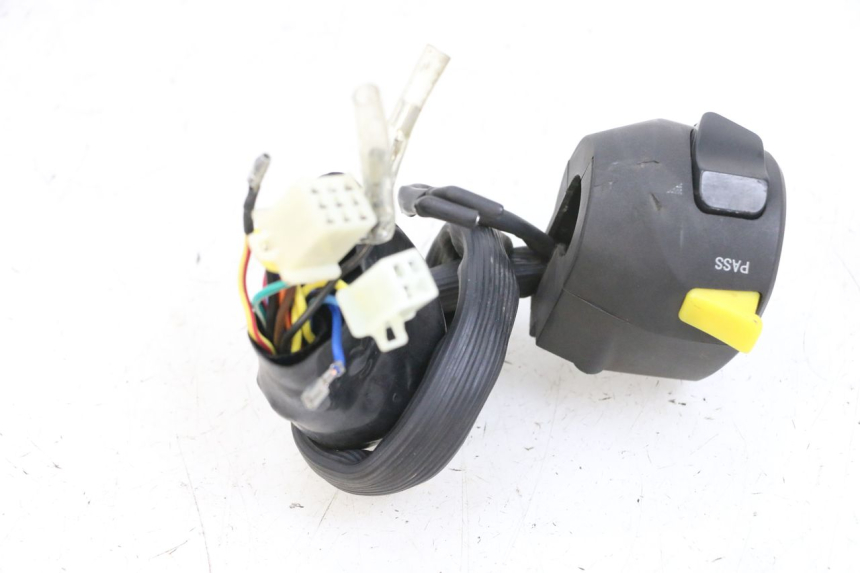 photo de PRZEŁĄCZNIK LEWY KSR CODE 125 (2018 - 2020) - Szczegół części