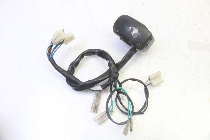 photo de PRZEŁĄCZNIK LEWY SYM CROX 4T 50 (2016 - 2023) - Zbliżenie techniczne