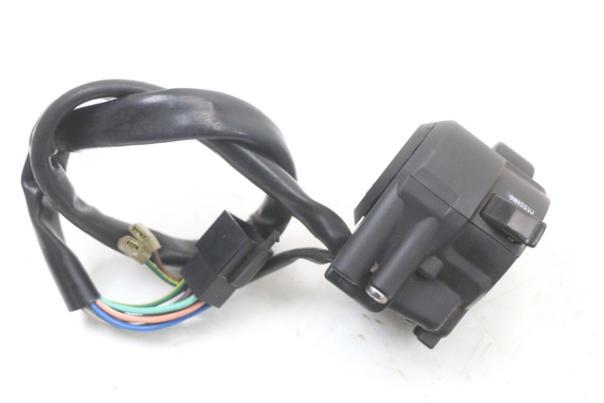 photo de PRZEŁĄCZNIK LEWY KYMCO DINK STREET ABS 125 (2011 - 2018) - Inny kąt widzenia