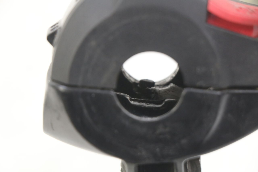 photo de PRZEŁĄCZNIK LEWY PEUGEOT E-VIVACITY 1 (2012 - 2018) - Szczegół części