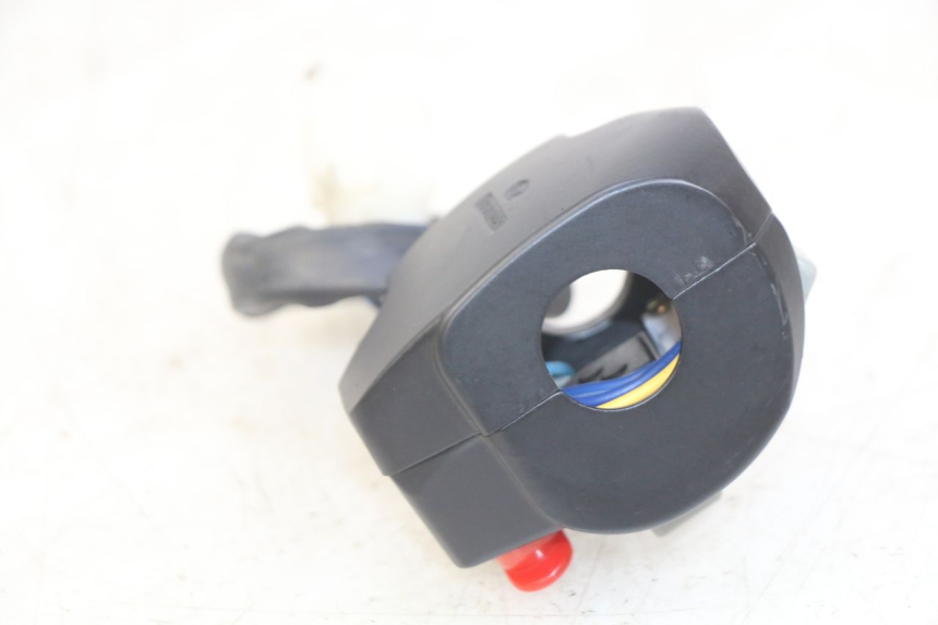 photo de PRZEŁĄCZNIK LEWY EFUN E2GO 1 (2017 - 2021) - Inny kąt widzenia