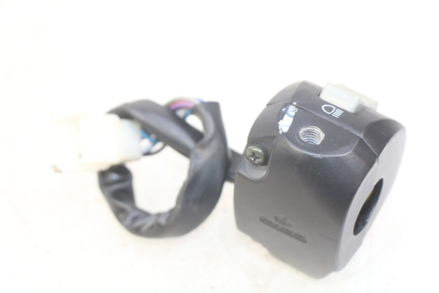 photo de PRZEŁĄCZNIK LEWY EFUN E2GO 1 (2017 - 2021) - Punkty mocowania