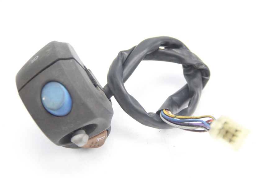 photo de PRZEŁĄCZNIK LEWY PEUGEOT ELYSTAR 125 (2002 - 2007) - Zbliżenie techniczne