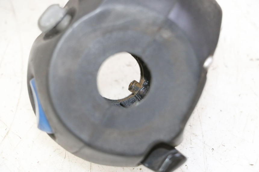 photo de PRZEŁĄCZNIK LEWY PEUGEOT ELYSTAR 50 (2002 - 2014) - Inny kąt widzenia