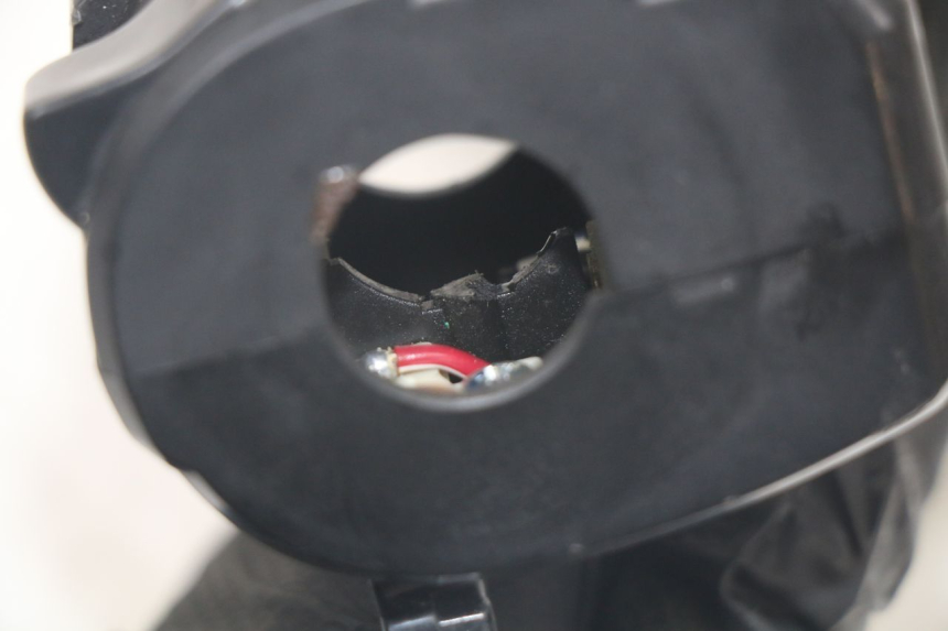 photo de PRZEŁĄCZNIK LEWY KAWASAKI ER-6 ER6 N 650 (2012 - 2016) - Punkty mocowania