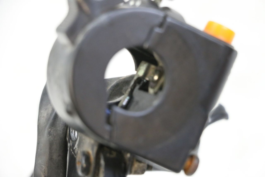 photo de PRZEŁĄCZNIK LEWY EUROCKA RETRO 50 (2007 - 2014) - Zoom stanu zużycia