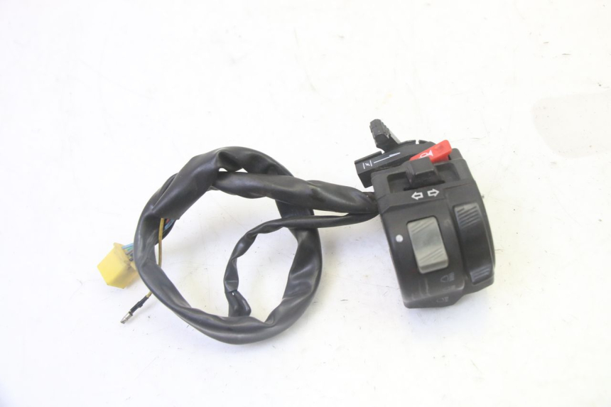 photo de PRZEŁĄCZNIK LEWY STAHO FH 50 (2018 - 2019) - Inny kąt widzenia