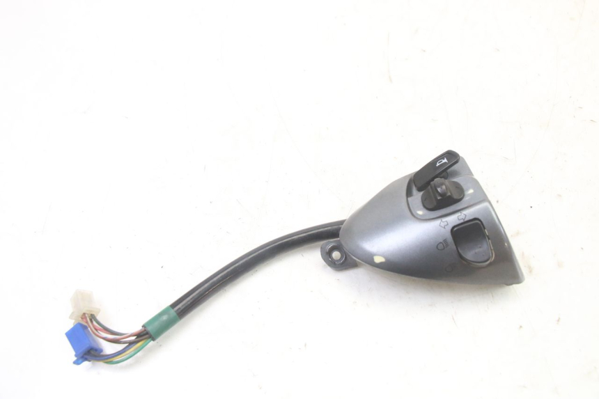 photo de PRZEŁĄCZNIK LEWY MBK FLAME X 125 (2007 - 2016) - Zoom stanu zużycia