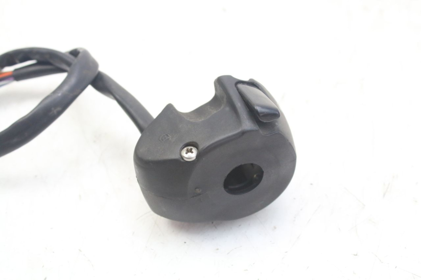 photo de PRZEŁĄCZNIK LEWY PEUGEOT GEOPOLIS RS 125 (2007 - 2009) - Zoom stanu zużycia