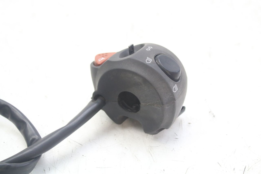 photo de PRZEŁĄCZNIK LEWY PEUGEOT GEOPOLIS RS 125 (2007 - 2009) - Inny kąt widzenia