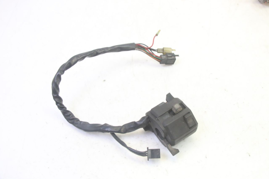 photo de PRZEŁĄCZNIK LEWY KAWASAKI GPX R WARBIRD 600 (1988 - 1993) - Inny kąt widzenia