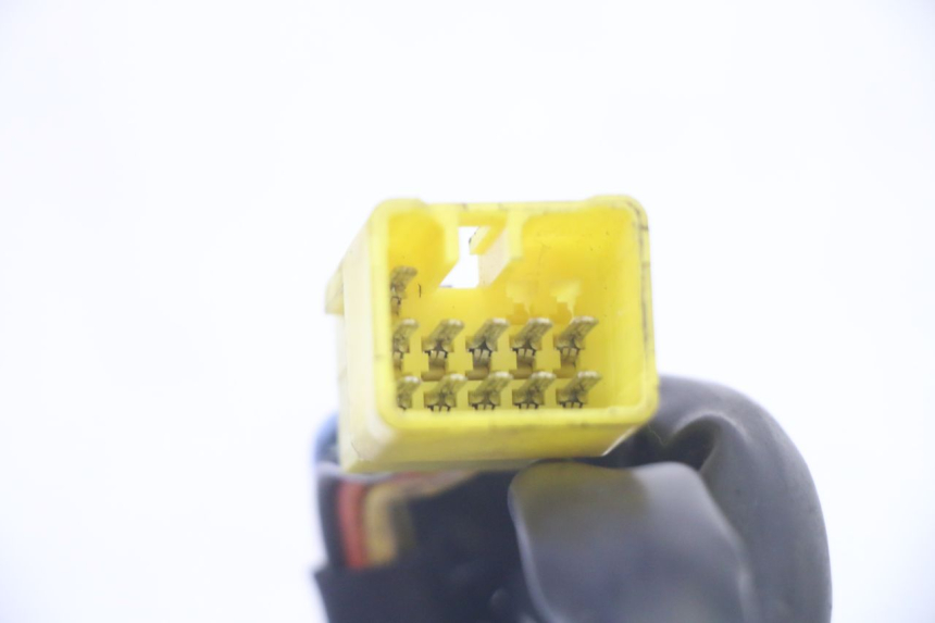 photo de PRZEŁĄCZNIK LEWY SUZUKI GSF N BANDIT 600 (1996 - 1999) - Punkty mocowania