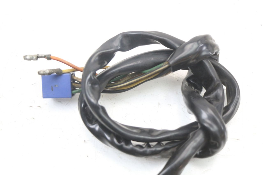 photo de PRZEŁĄCZNIK LEWY SUZUKI GSX E 250 (1982 - 1983) - Inny kąt widzenia