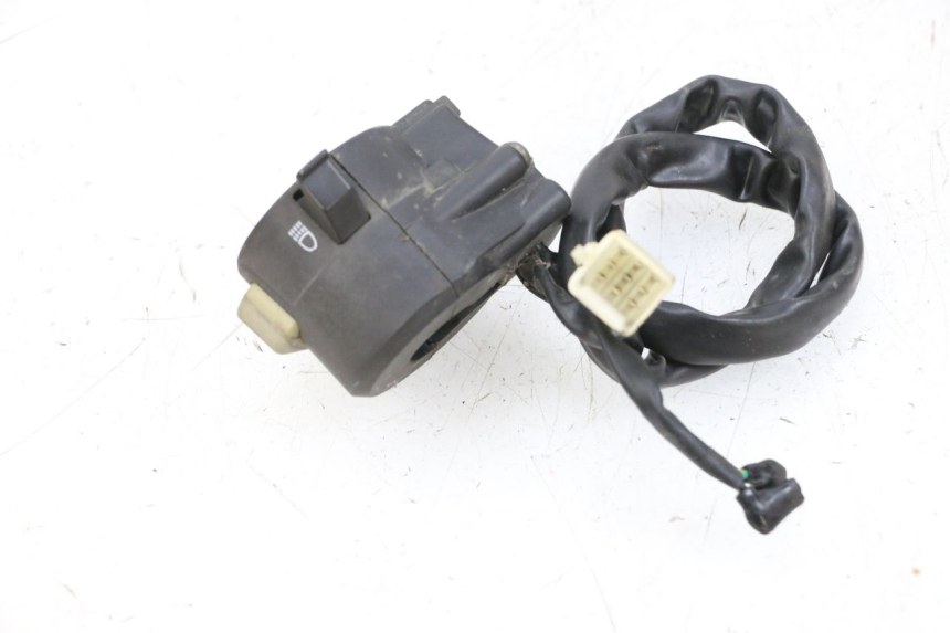 photo de PRZEŁĄCZNIK LEWY JM MOTORS GTS 125 (2015 - 2019) - Szczegół części