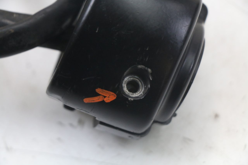 photo de PRZEŁĄCZNIK LEWY HARLEY DAVIDSON SPORTSTER XL CUSTOM 883 (1999 - 2006) - Zbliżenie techniczne