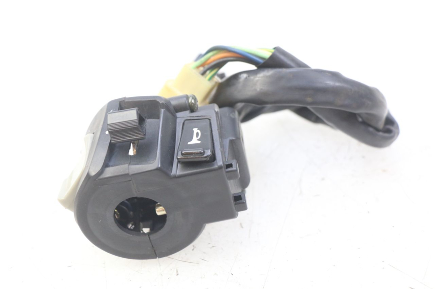 photo de PRZEŁĄCZNIK LEWY REVATTO IMPERATOR 125 (2007 - 2015) - Zoom stanu zużycia