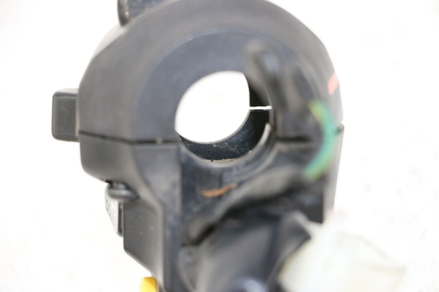 photo de PRZEŁĄCZNIK LEWY SYM JOYMAX 125 (2010 - 2017) - Zbliżenie techniczne