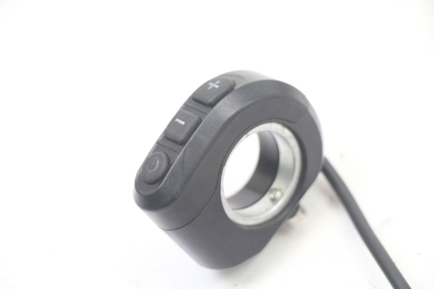 photo de PRZEŁĄCZNIK LEWY JOYOR S10-S-Z 1 - Zoom stanu zużycia