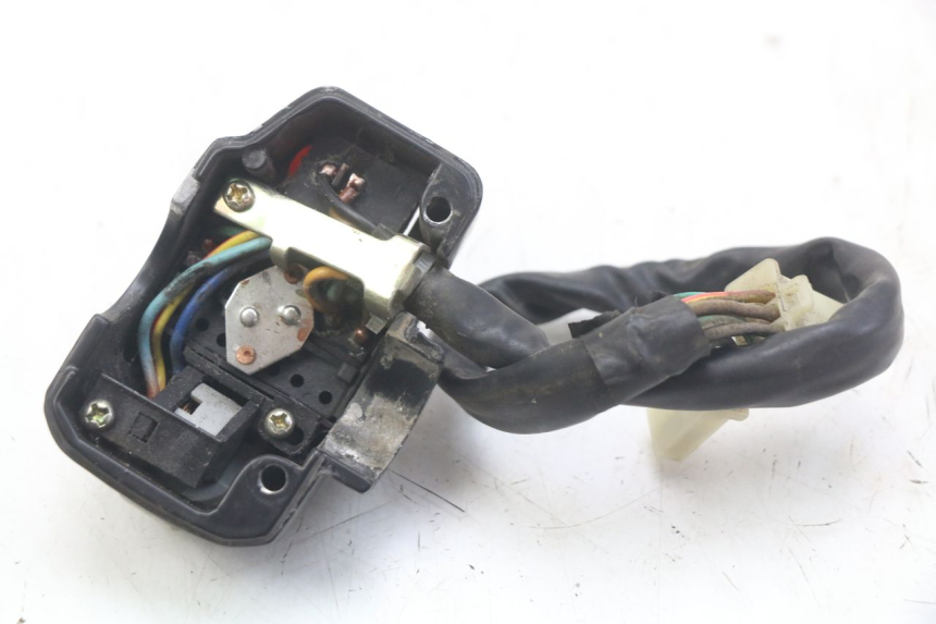 photo de PRZEŁĄCZNIK LEWY RIDE JUMP 2T 50 (2012 - 2017) - Inny kąt widzenia