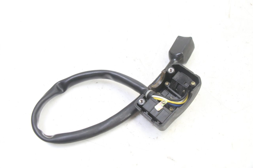 photo de PRZEŁĄCZNIK LEWY PEUGEOT KISBEE 2T 50 (2018 - 2022) - Zbliżenie techniczne