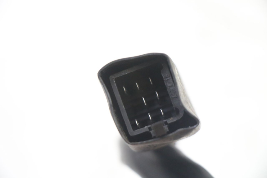 photo de PRZEŁĄCZNIK LEWY PEUGEOT KISBEE 2T 50 (2010 - 2017) - Punkty mocowania