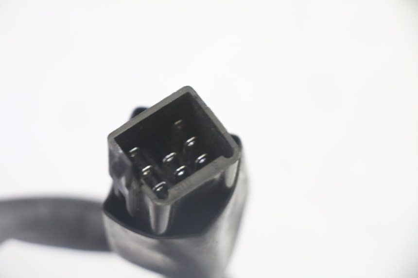 photo de PRZEŁĄCZNIK LEWY PEUGEOT KISBEE 2T 50 (2010 - 2017) - Widok ogólny