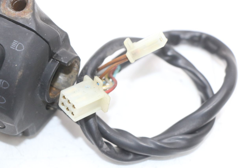 photo de PRZEŁĄCZNIK LEWY RENAULT KOURANOS 125 (2001 - 2004) - Punkty mocowania