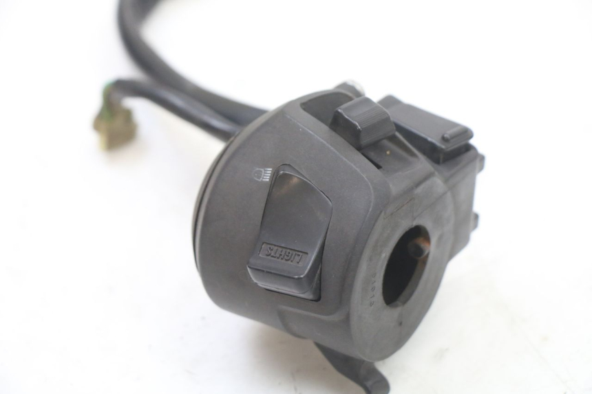 photo de PRZEŁĄCZNIK LEWY KYMCO DINK STREET 125 (2009 - 2014) - Inny kąt widzenia