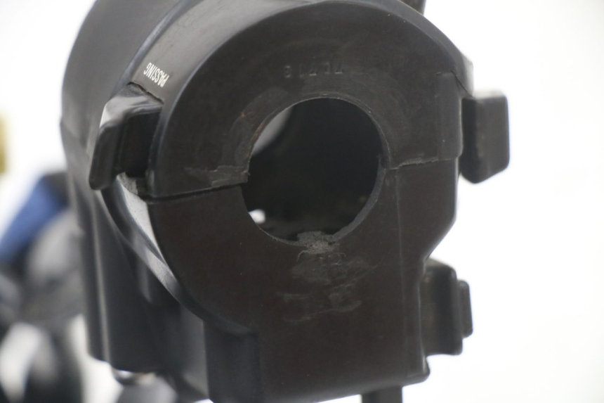 photo de PRZEŁĄCZNIK LEWY KYMCO XCITING 500 (2007 - 2010) - Punkty mocowania