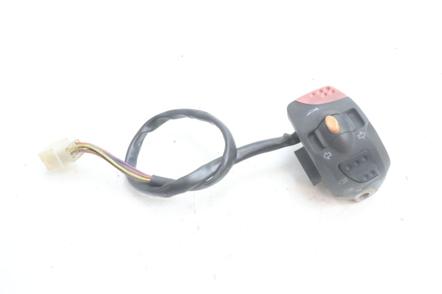 photo de PRZEŁĄCZNIK LEWY PEUGEOT LUDIX BLASTER 50 (2006 - 2014) - Zoom stanu zużycia